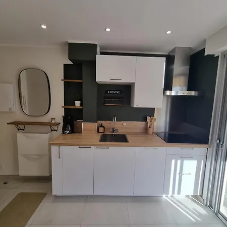 Joli Avec Jardin Apartmán